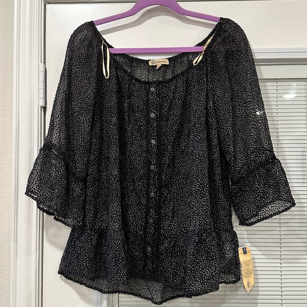 Democracy Women's Plus Size Off Shoulder Flounce SLV Top Size 1X